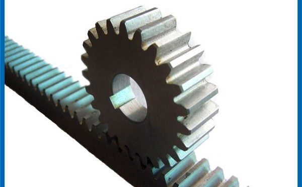 Engranaje de acero estándar de gran diámetro fabricado en China