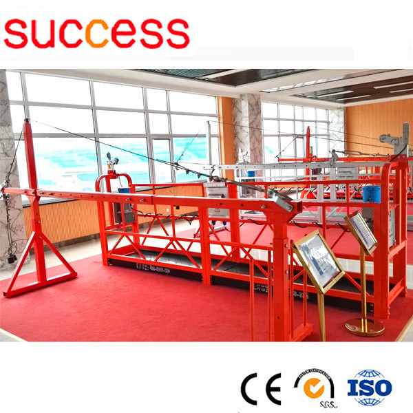 Stationary material or passenger lift suspended platform